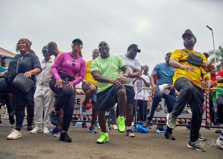 “Aseidu Nketiah is thanking, Julius is walking, but 24-hour economy is nowhere to be found” – Netizen blasts gov’t