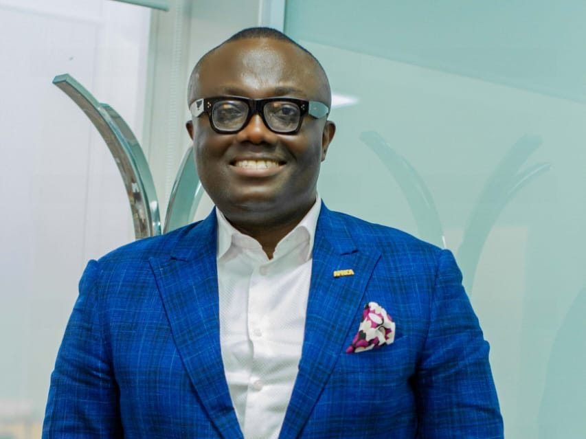 Bola Ray