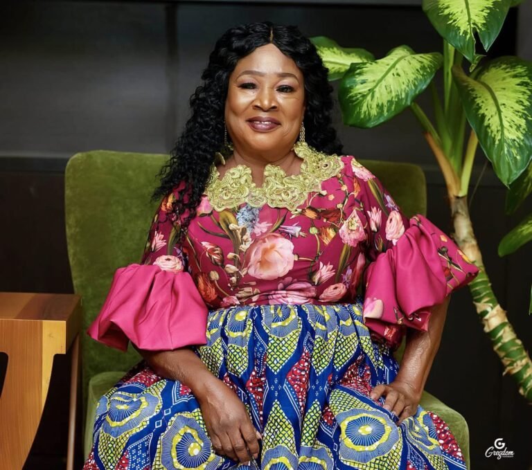 Legendary Ghanaian gospel musician Maame Tiwaa is dead