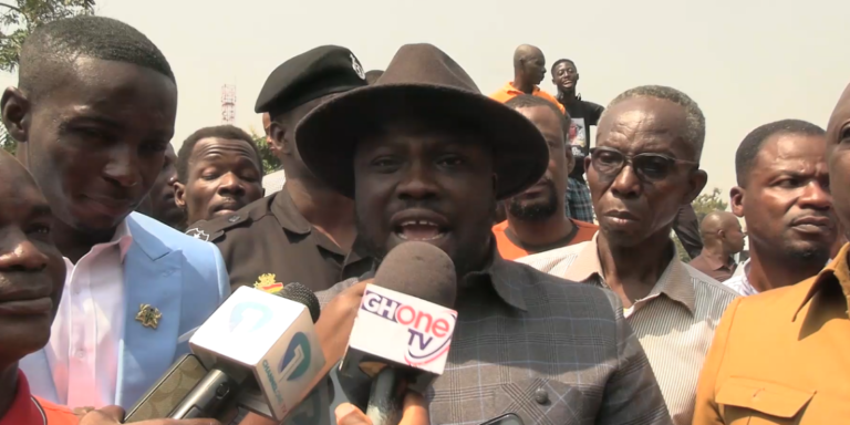  “No one has the right to attack men in uniform” – Regional Minister on Jacobu clash