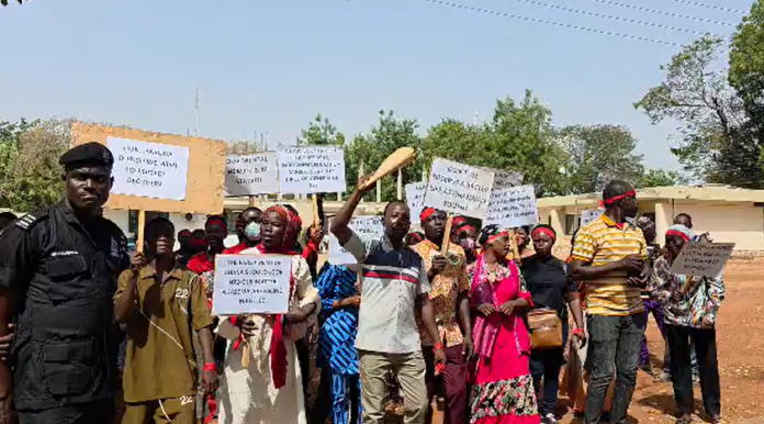The protesting teachers