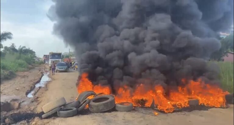 BECE candidates stranded following road protest by Shama-Nyankrom residents
