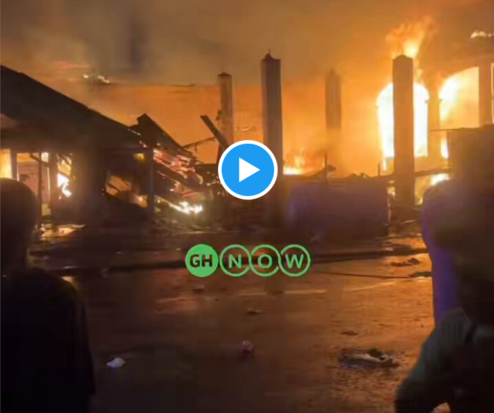 Fire guts parts of Accra Central around the Makola area