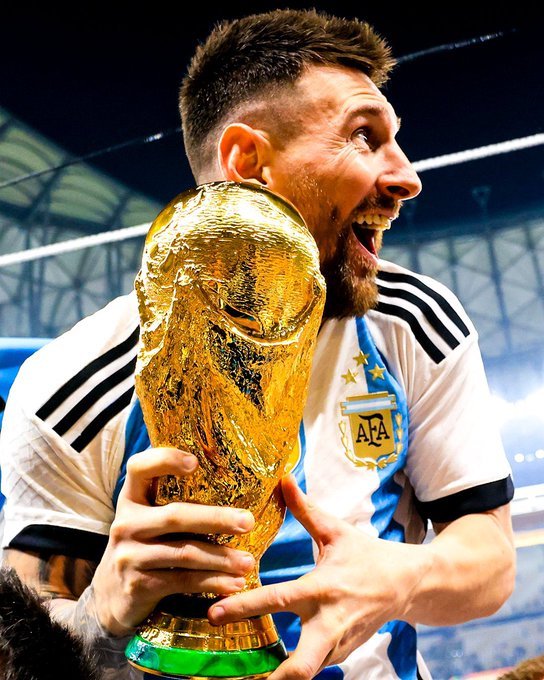 Lionel Messi retires from international football