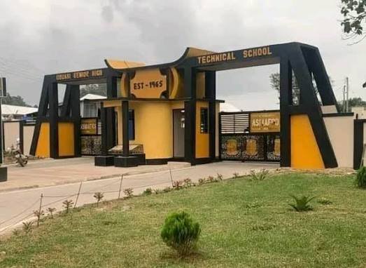 Obuasi SecTech closed following mob attack on headmaster