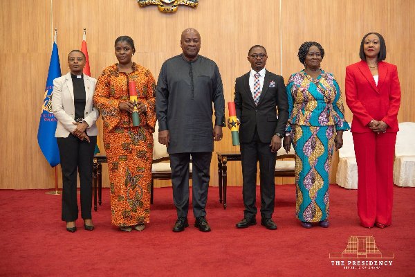“Apply the same standards to everyone” – Mahama tells new EC Deputy Chairpersons